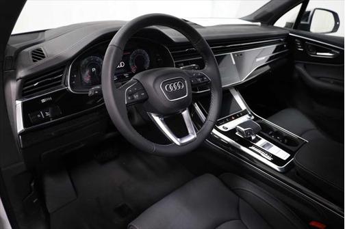 2025 Audi Q7 55 Prestige