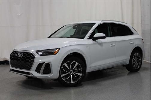 2023 Audi Q5 45 S line Premium Plus
