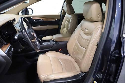 2018 Cadillac XT5 Platinum