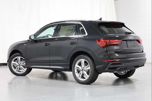 2024 Audi Q3 Premium 45 TFSI S line quattro Tiptronic