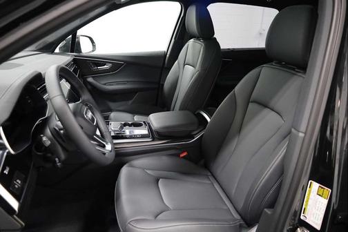 2026 Audi Q7 55 Premium Plus