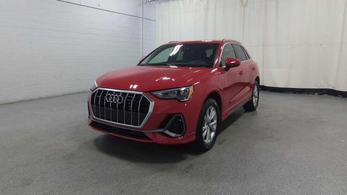 2022 Audi Q3 45 S line Premium