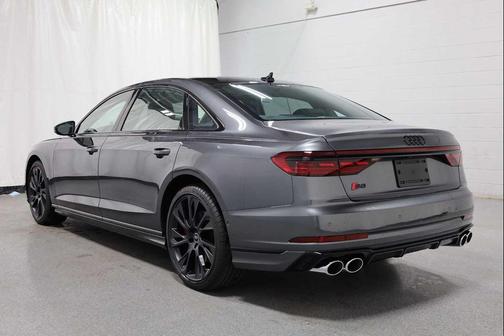 2025 Audi S8 4.0T