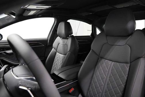 2025 Audi S8 4.0T