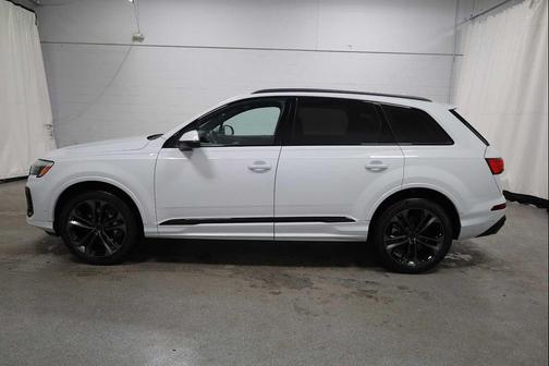 2026 Audi Q7 55 Premium Plus