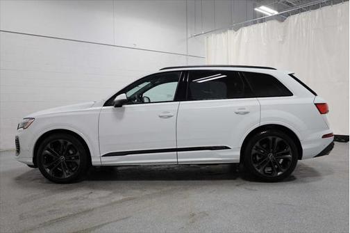 2025 Audi Q7 55 Prestige