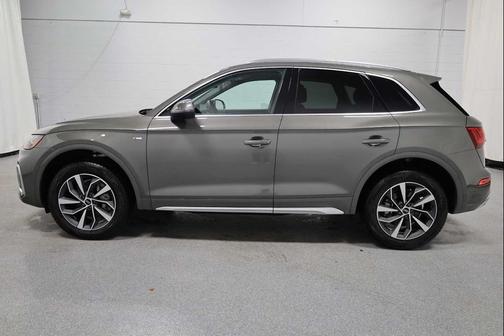 2024 Audi Q5 45 S line Premium