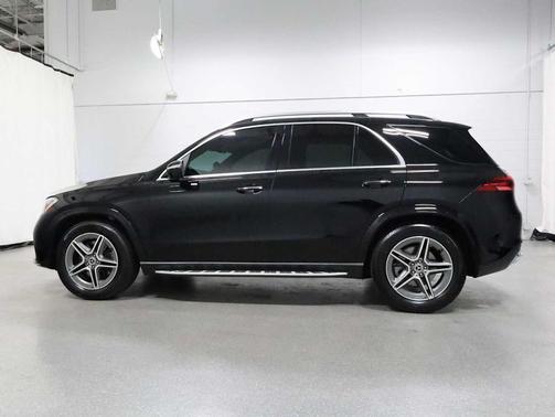Black 2024 Mercedes-Benz GLE 450 4MATIC