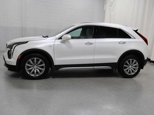 Crystal White Tricoat 2020 Cadillac XT4 Premium Luxury