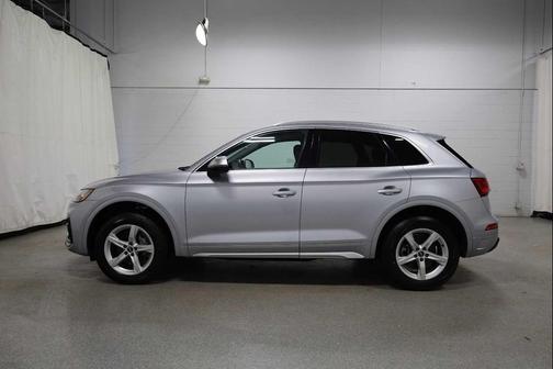2023 Audi Q5 40 Premium