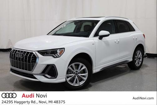 2025 Audi Q3 Premium 45 TFSI S line quattro Tiptronic