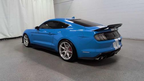 2022 Ford Shelby GT500 Base