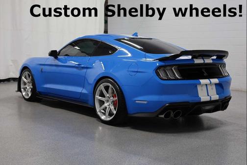 2022 Ford Shelby GT500 Base