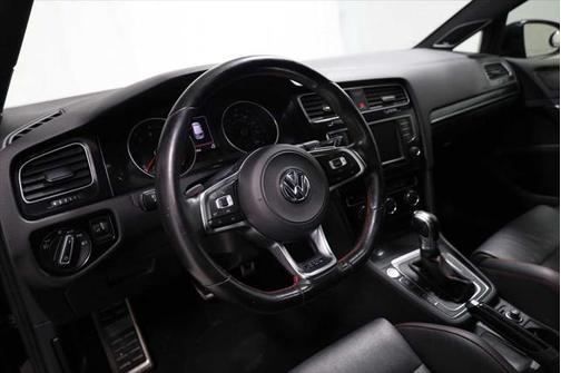 2017 Volkswagen Golf GTI 2.0T Autobahn 4-Door