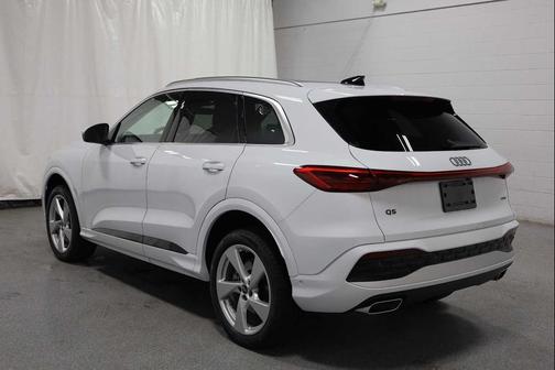 2025 Audi Q5 Premium Plus