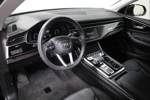 2023 Audi Q8 55 Premium Plus