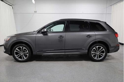 2025 Audi Q7 45 Premium