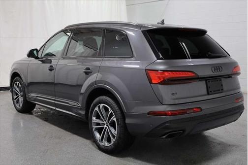2025 Audi Q7 45 Premium