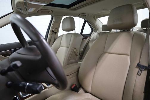 2011 Mercedes-Benz C-Class 4dr Sdn 4MATIC