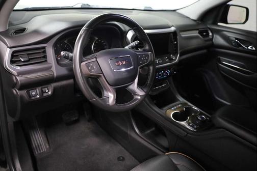 2020 GMC Acadia AWD AT4