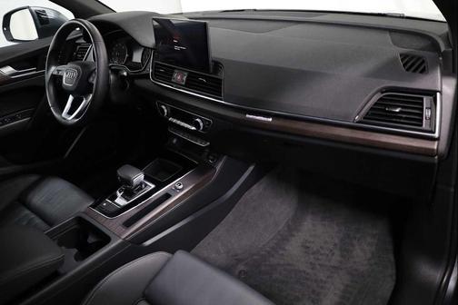 2023 Audi Q5 45 S line Premium