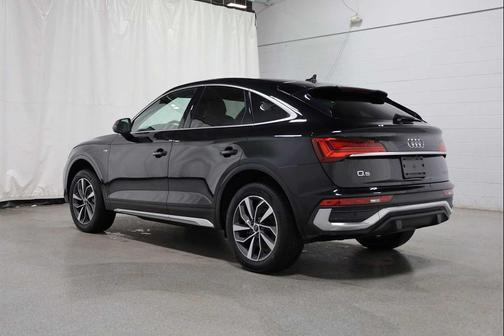 Mythos Black Metallic 2023 Audi Q5 45 S line Premium Plus