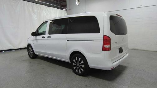 2022 Mercedes-Benz Metris Base