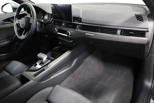 2023 Audi A4 45 S line Premium