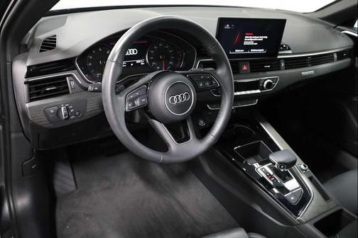 2023 Audi A4 45 S line Premium