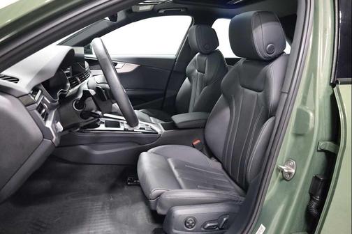 2023 Audi A4 45 S line Premium Plus
