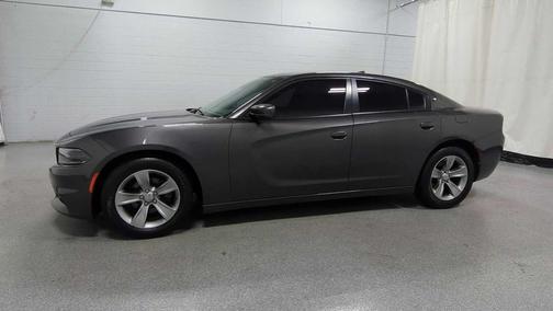 2017 Dodge Charger SXT