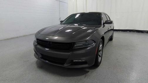 2017 Dodge Charger SXT