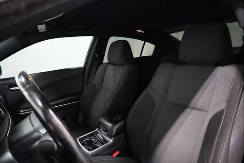 2017 Dodge Charger SXT