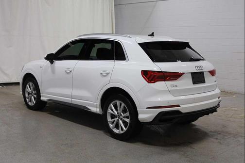 2023 Audi Q3 Premium 45 TFSI S line quattro Tiptronic