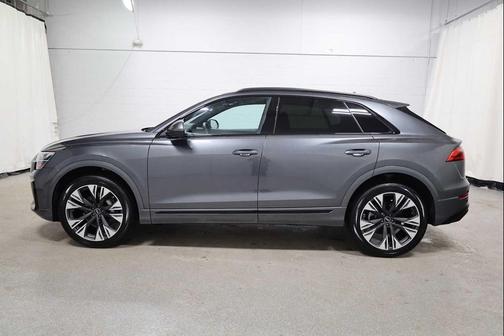 2025 Audi Q8 55 Premium Plus