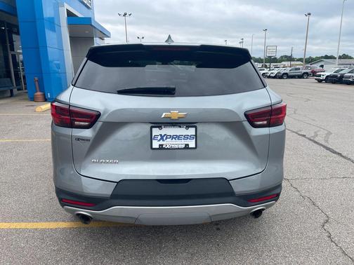 Sterling Gray Metallic 2025 Chevrolet Blazer 2LT