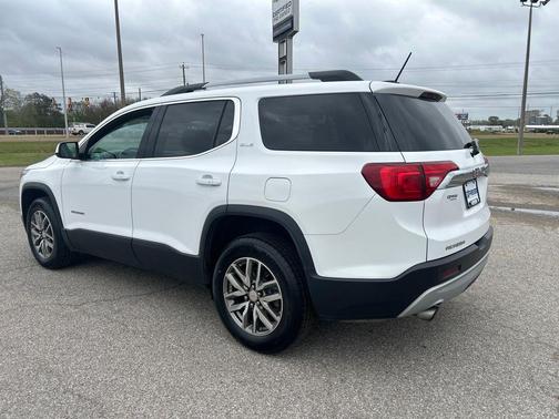 2019 GMC Acadia SLE-2