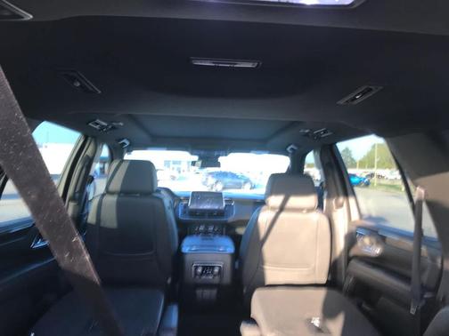 2023 Chevrolet Tahoe 4WD RST