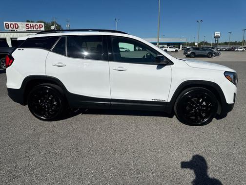 2021 GMC Terrain SLE