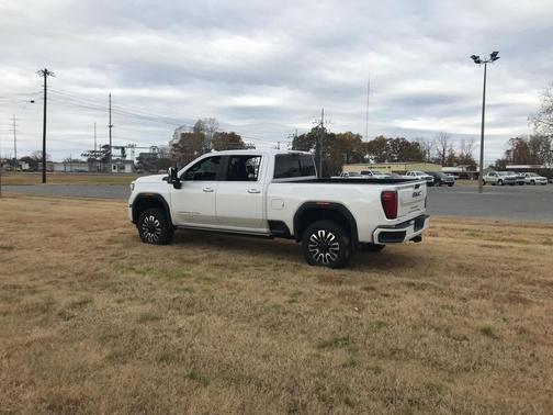 2024 GMC Sierra 2500 Denali Ultimate