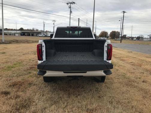 2024 GMC Sierra 2500 Denali Ultimate