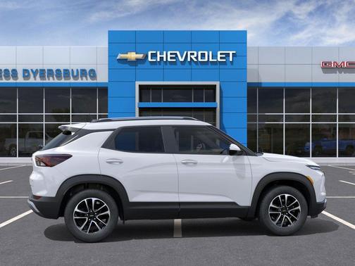 Summit White 2026 Chevrolet Trailblazer LT