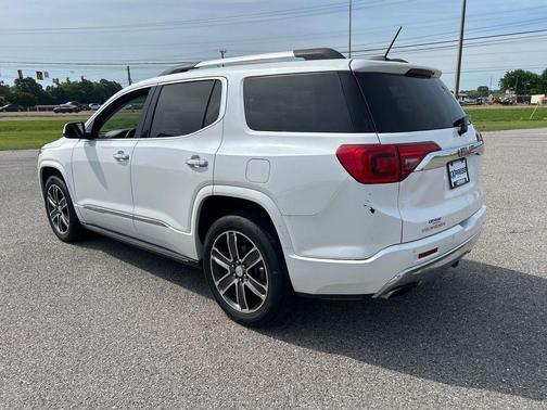 White Frost Tricoat 2018 GMC Acadia Denali