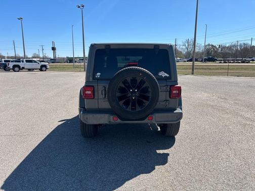 2023 Jeep Wrangler 4-Door High Altitude 4x4