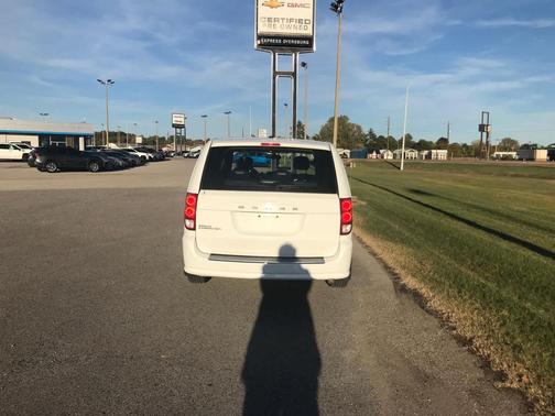 2015 Dodge Grand Caravan AVP/SE