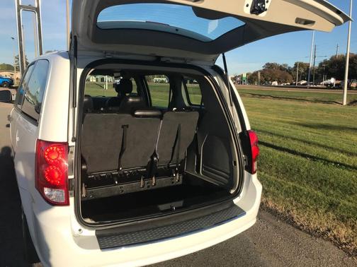 2015 Dodge Grand Caravan AVP/SE