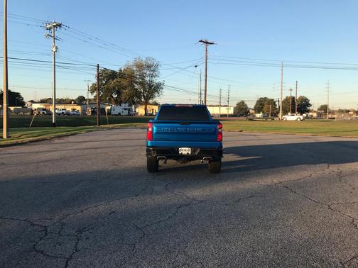 2022 Chevrolet Silverado 1500 Custom Trail Boss