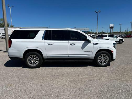 2021 GMC Yukon XL SLT
