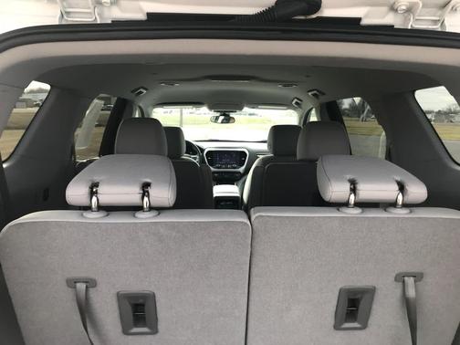 2023 GMC Acadia FWD SLE