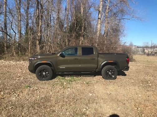 2023 GMC Canyon Elevation